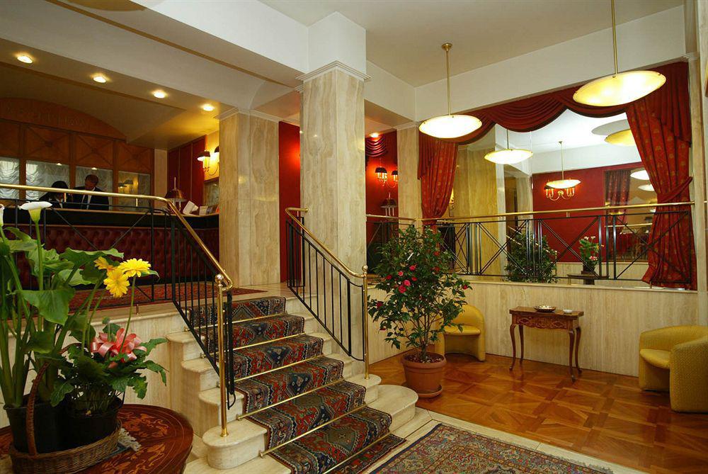 Hotel Continental Turijn Interieur foto