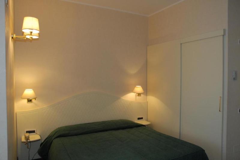 Hotel Continental Turijn Buitenkant foto